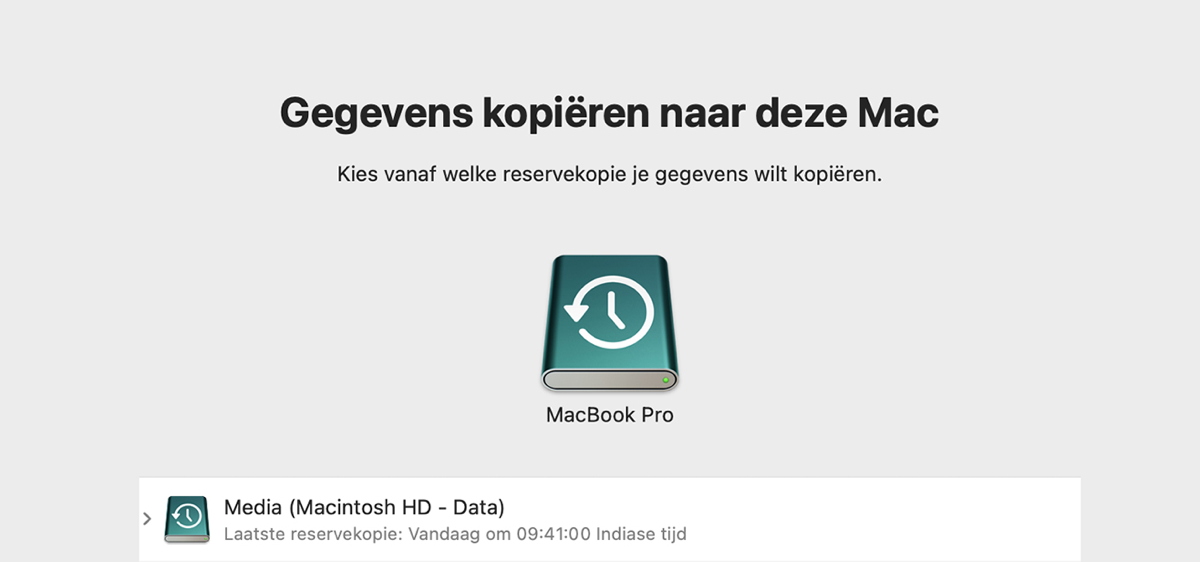 Kies de Time Machine‑backup die je voor je Mac wilt gebruiken. Tik vervolgens op Ga door om het proces te starten. Je moet nog één stap doorlopen voordat alles wordt voltooid.