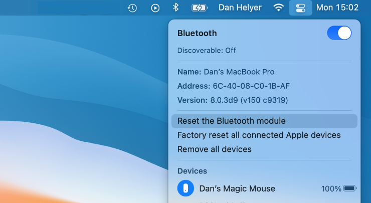Se usi macOS Big Sur, puoi ottenere lo stesso risultato aprendo la finestra Bluetooth e selezionando Reimposta il modulo Bluetooth dal menu a tendina.