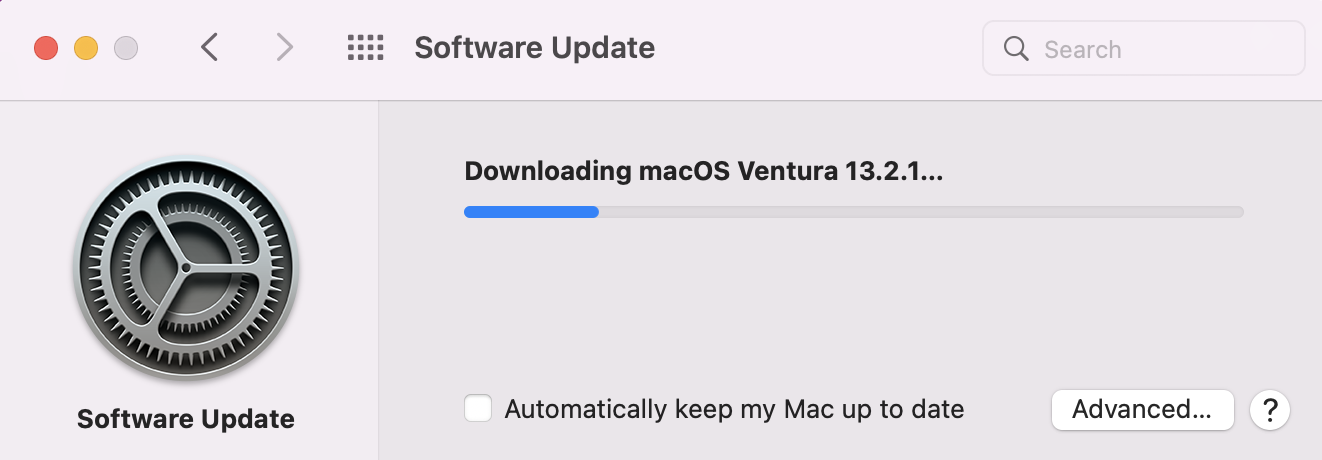 Espera a que la actualización de software termine de descargarse y tu Mac se reiniciará.