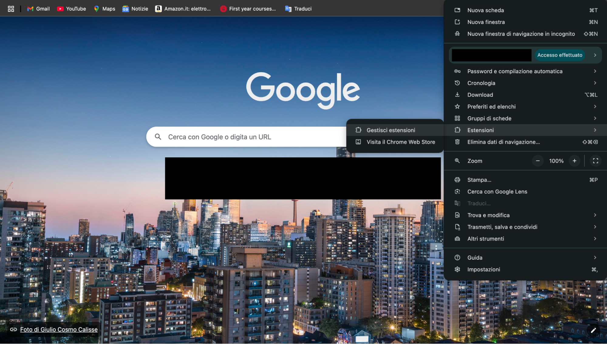 In Google Chrome per Mac, fai clic sui tre puntini in alto a destra, quindi seleziona Estensioni > Gestisci estensioni.