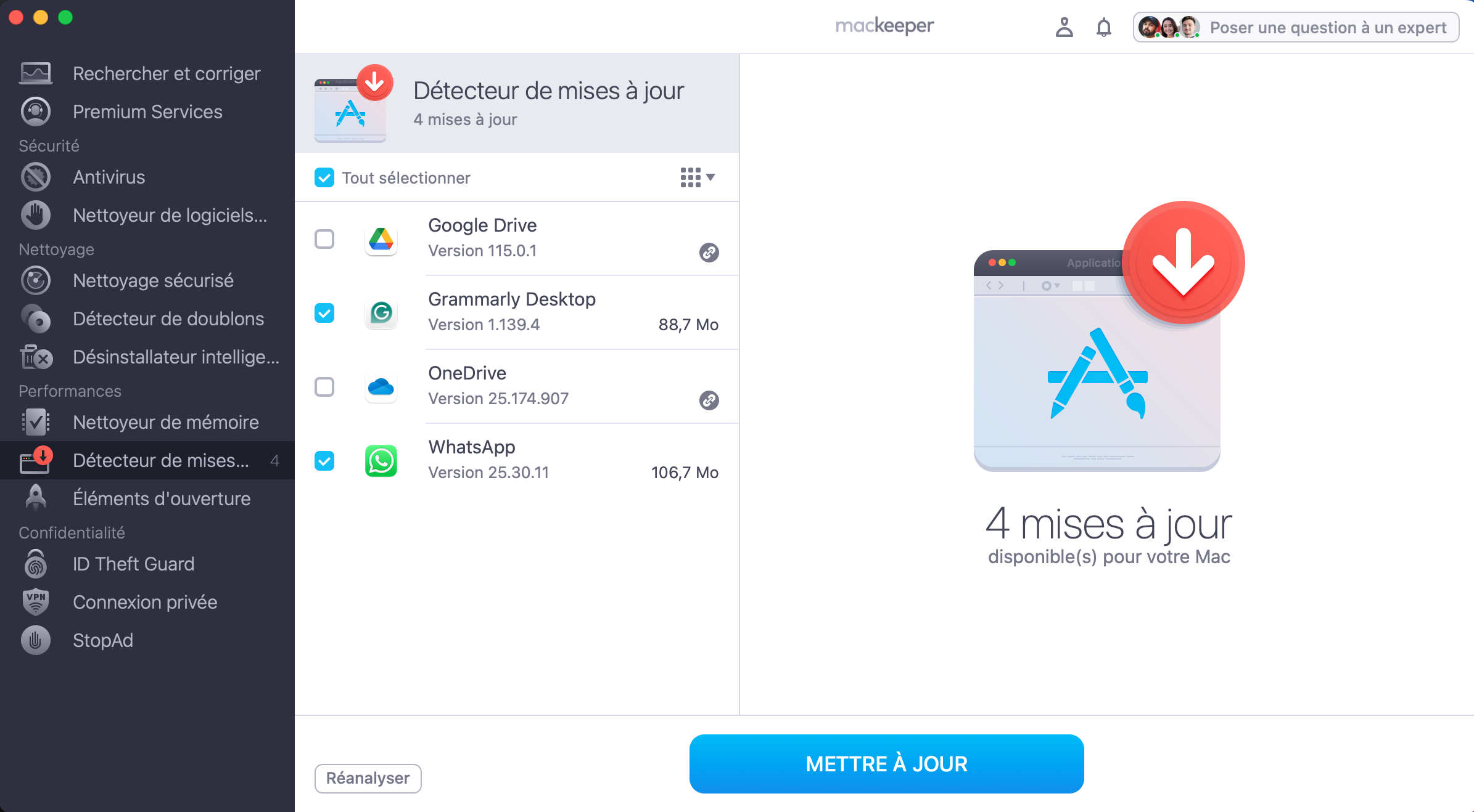 Cochez la case à côté de l'application que vous souhaitez mettre à jour et cliquez sur le bouton Mettre à jour.