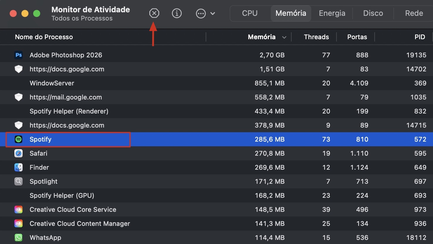 Resolva problemas de estalos nos alto-falantes do seu MacBook Pro encerrando processos no Monitor de Atividade. Selecione tudo o que deseja encerrar e toque no ícone x quando terminar.