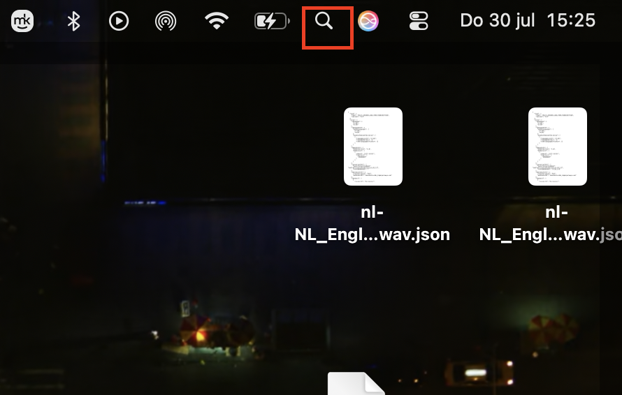 Het Spotlight-zoekicoon in de macOS-menubalk op de Mac. Wanneer je probeert te achterhalen waar de map Apps zich bevindt op de Mac, kun je Spotlight gebruiken om ernaar te zoeken.