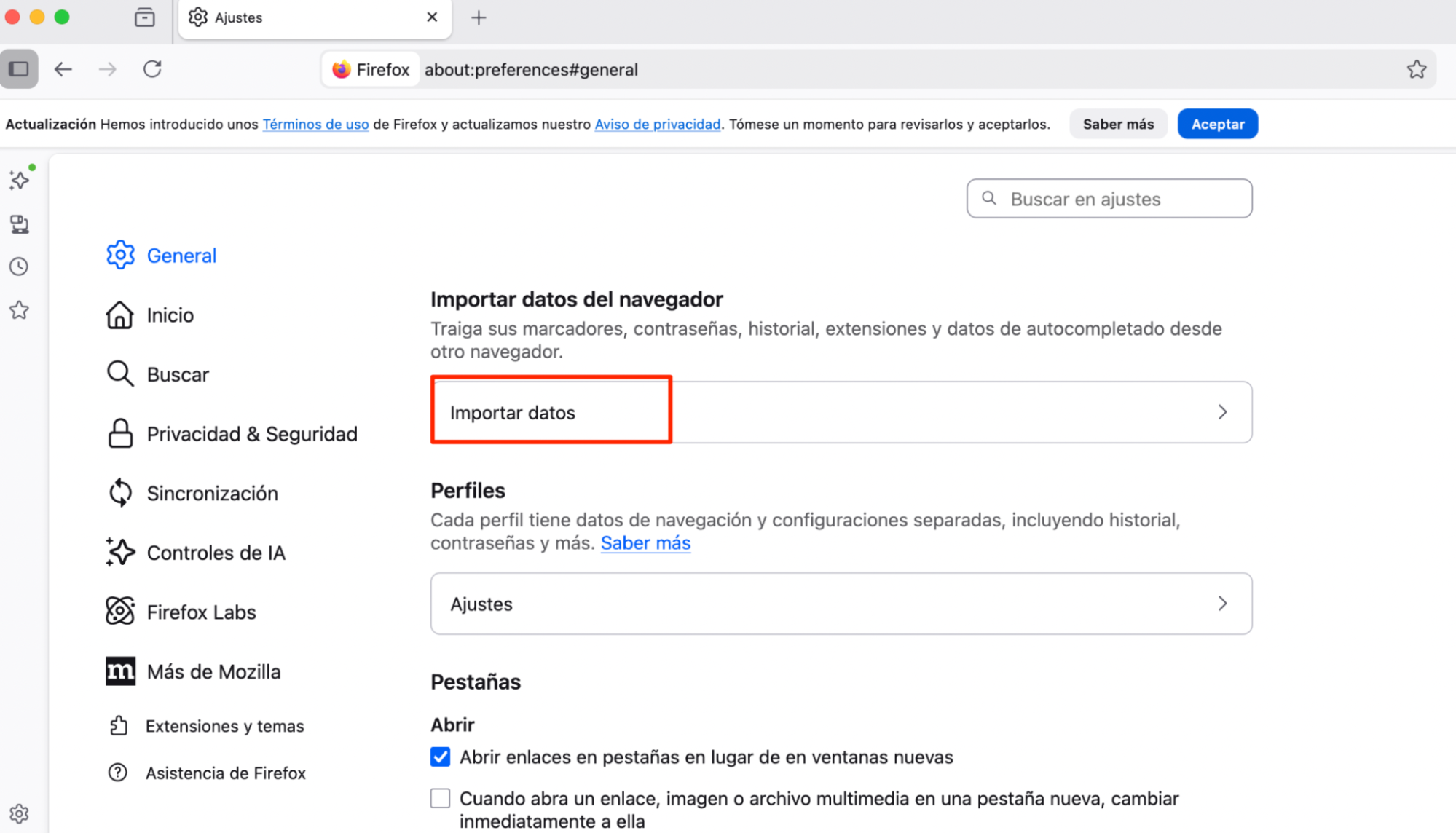 CCleaner te permite importar marcadores y otra información de una selección de navegadores. Ve a la configuración de la aplicación, elige tu navegador e importa tus datos para empezar el proceso.