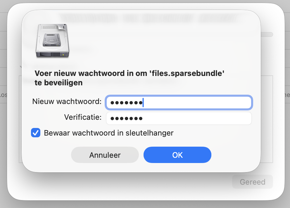 Nu vraagt de app Schijfhulpprogramma je om je wachtwoord in te voeren en te bevestigen. Klik op Kies wanneer je klaar bent.  
