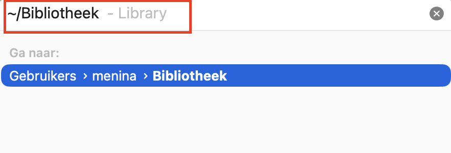Het venster Ga naar map in Finder op de Mac. Gebruik dit om toegang te krijgen tot de verborgen map Bibliotheek, waar je restbestanden van software op je Mac kunt verwijderen.